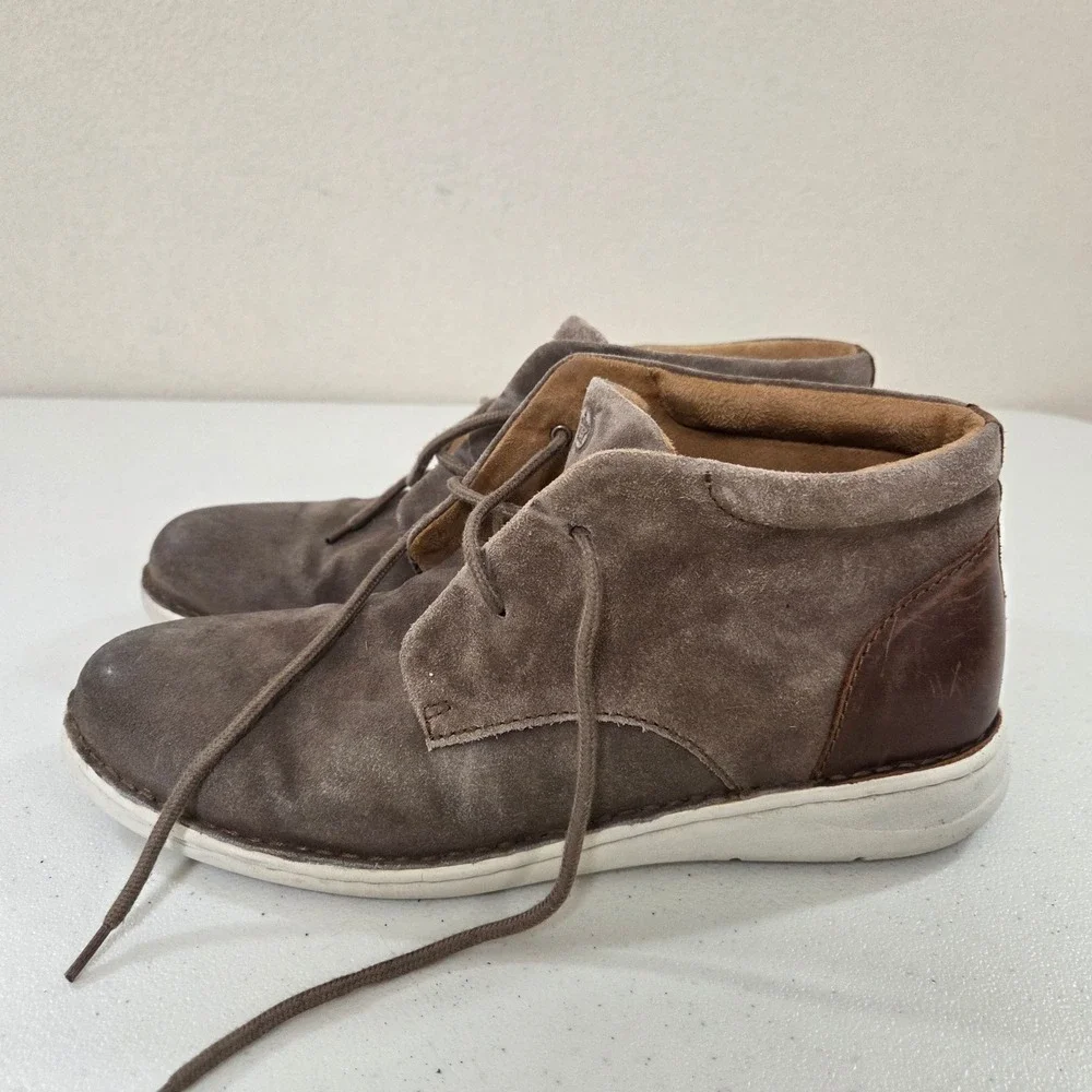 Born Harrison Mens 10M Taupe Suede Leather Chukka Boots BM0015055 Brown